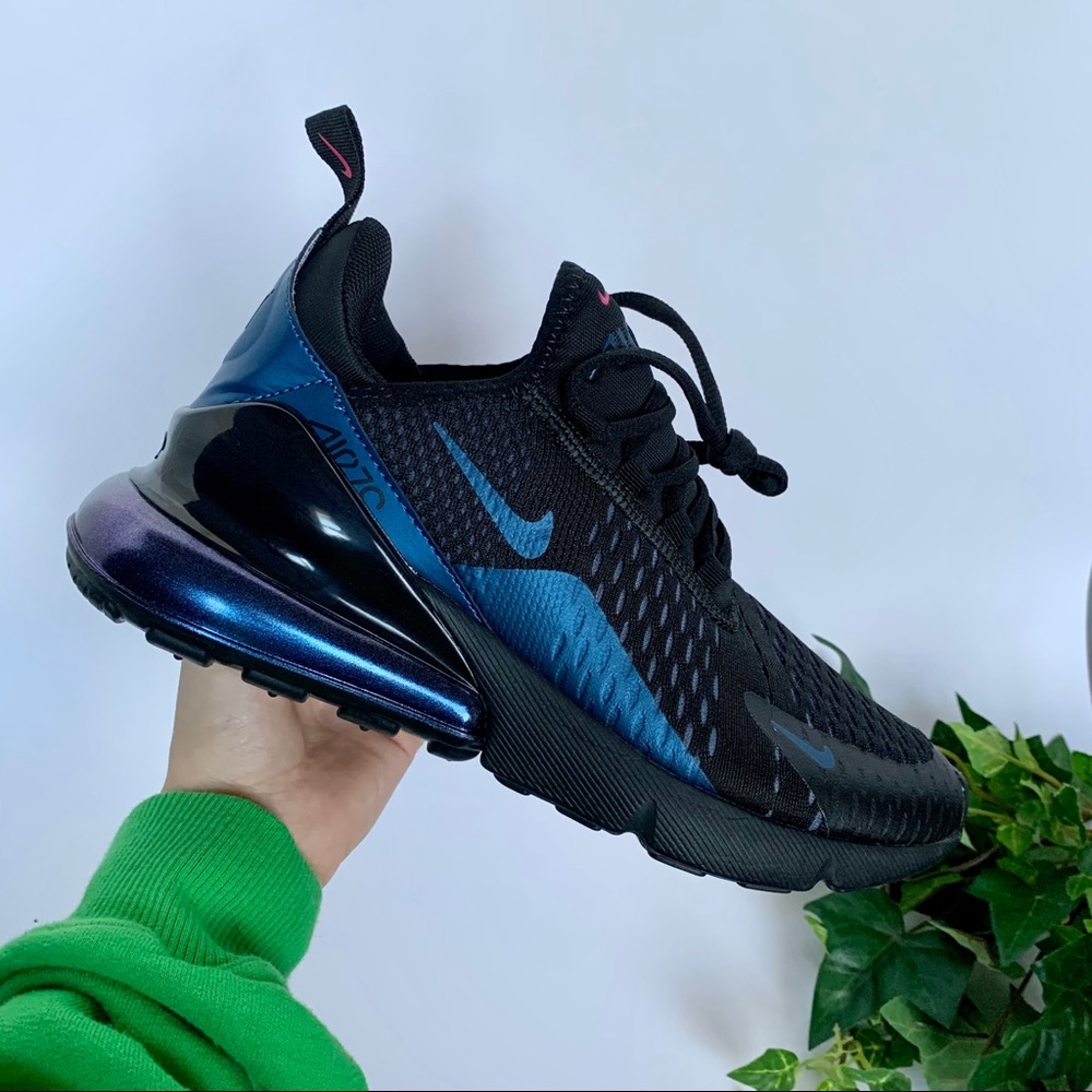Nike Air Max 270 - Picture 2 of 7